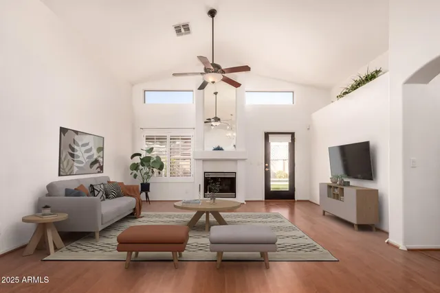 $599,000 | 462 East Pinto Drive, Gilbert, AZ 85296