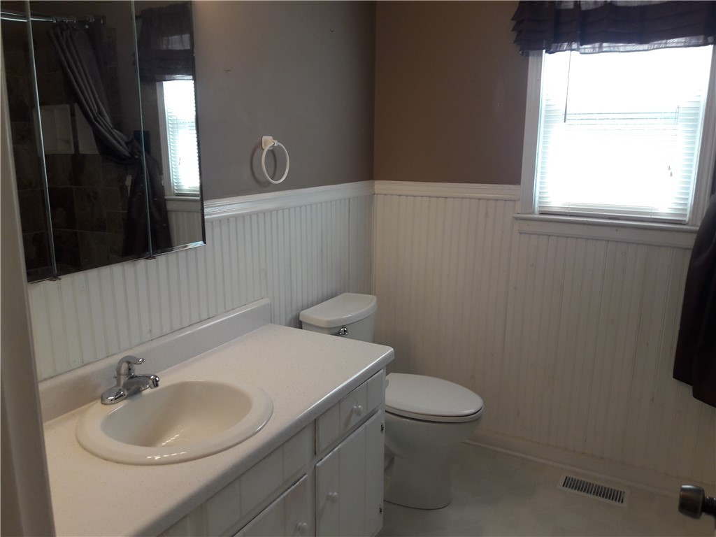 358 Lawrence Bridge Road Seneca, SC 29672 - Photo 20 of 24 Gallery Image 20