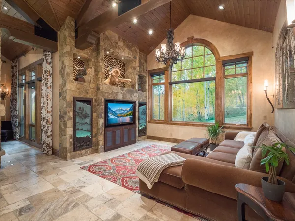 $8,290,000 | 330 High Park Court, Silverthorne, CO 80498