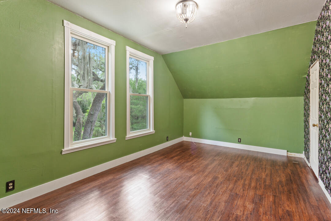 205 West Strickland Road Interlachen, FL 32148 - Photo 15 of 30 205 W STRICKLAND 16