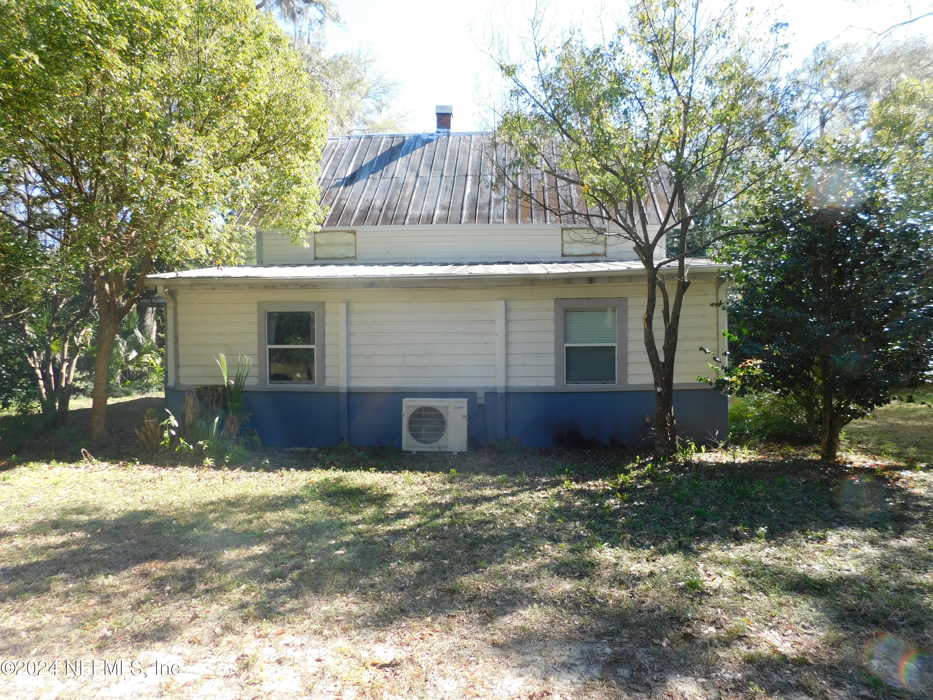 205 West Strickland Road Interlachen, FL 32148 - Photo 22 of 30 205 W STRICKLAND RD 5