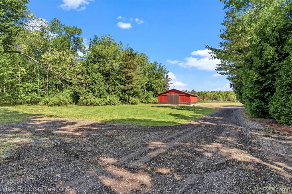 892 Barnes Lake Road Columbiaville, MI 48421 - Photo 38 of 85
