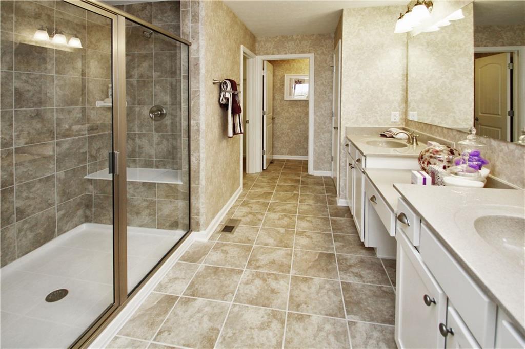 5767 Pebblebrooke Road Whitestown, IN 46075 - Photo 13 of 19