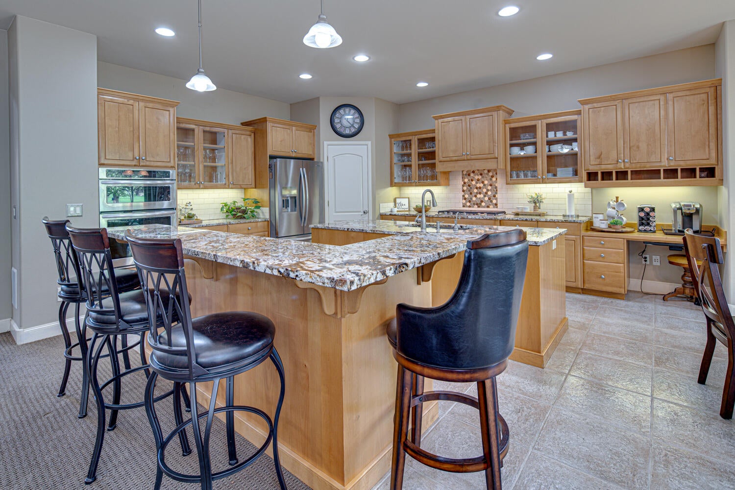 1867 Turnstone Road Redmond, OR 97756 - Photo 21 of 60 1867-217