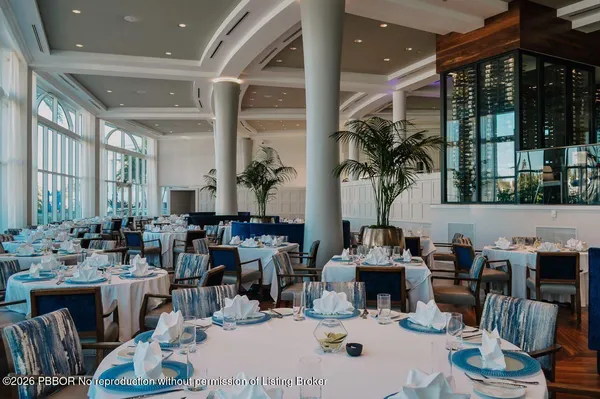a view of a livingroom with furniture