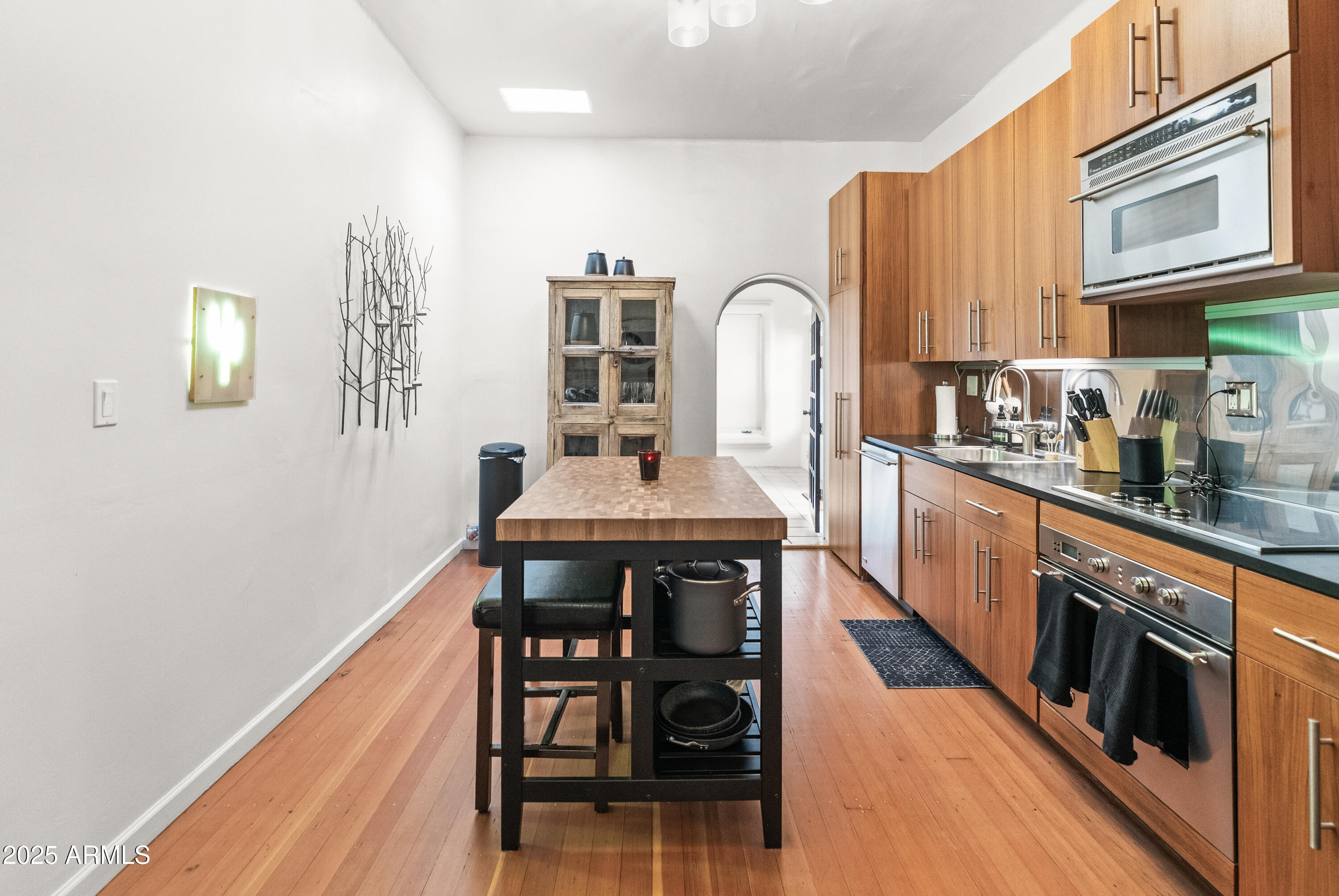 4540 North 44th Street, Unit 2 Phoenix, AZ 85018 - Photo 11 of 24 4540 N 44th St Unit 2-9