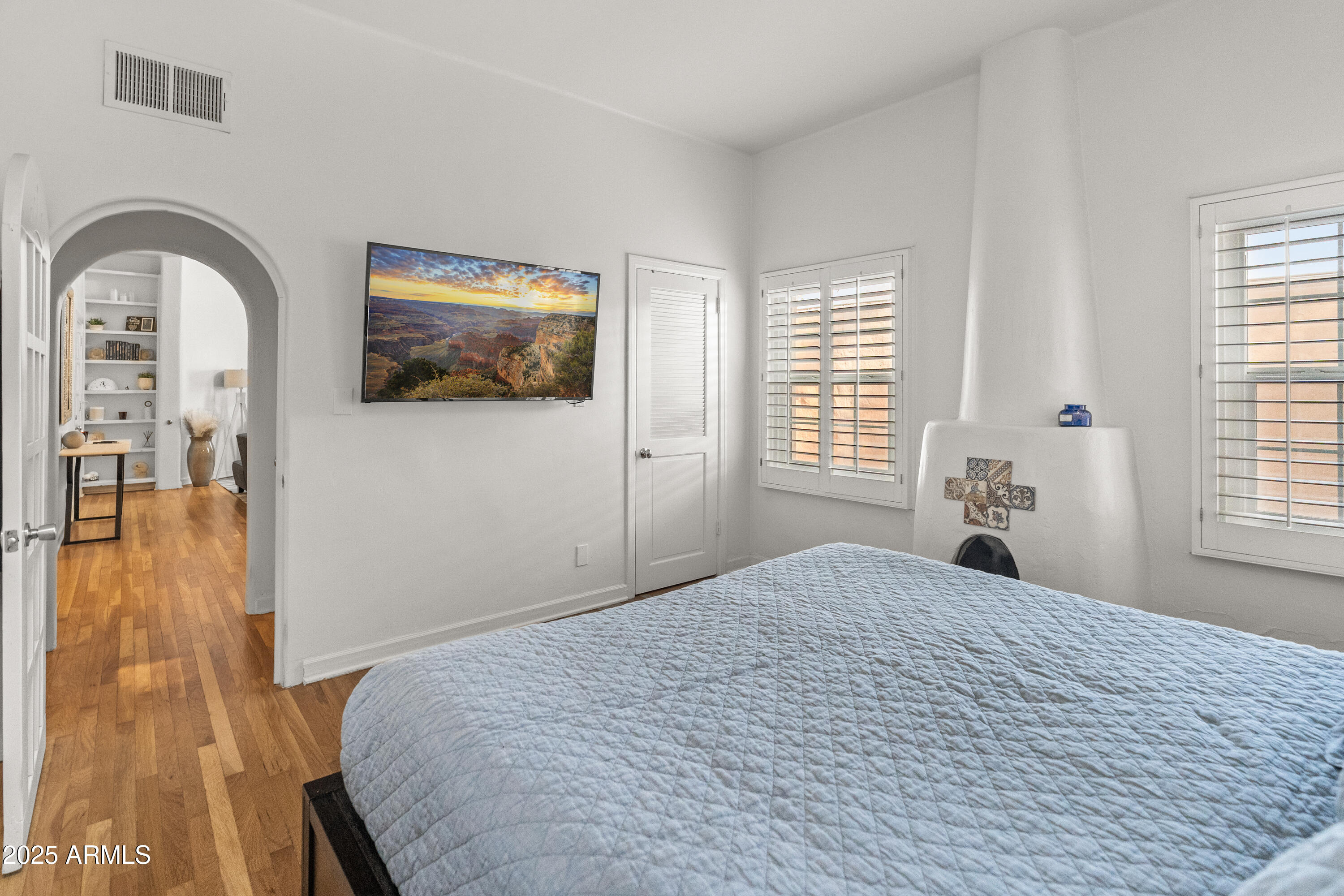 4540 North 44th Street, Unit 2 Phoenix, AZ 85018 - Photo 13 of 24 4540 N 44th St Unit 2-17