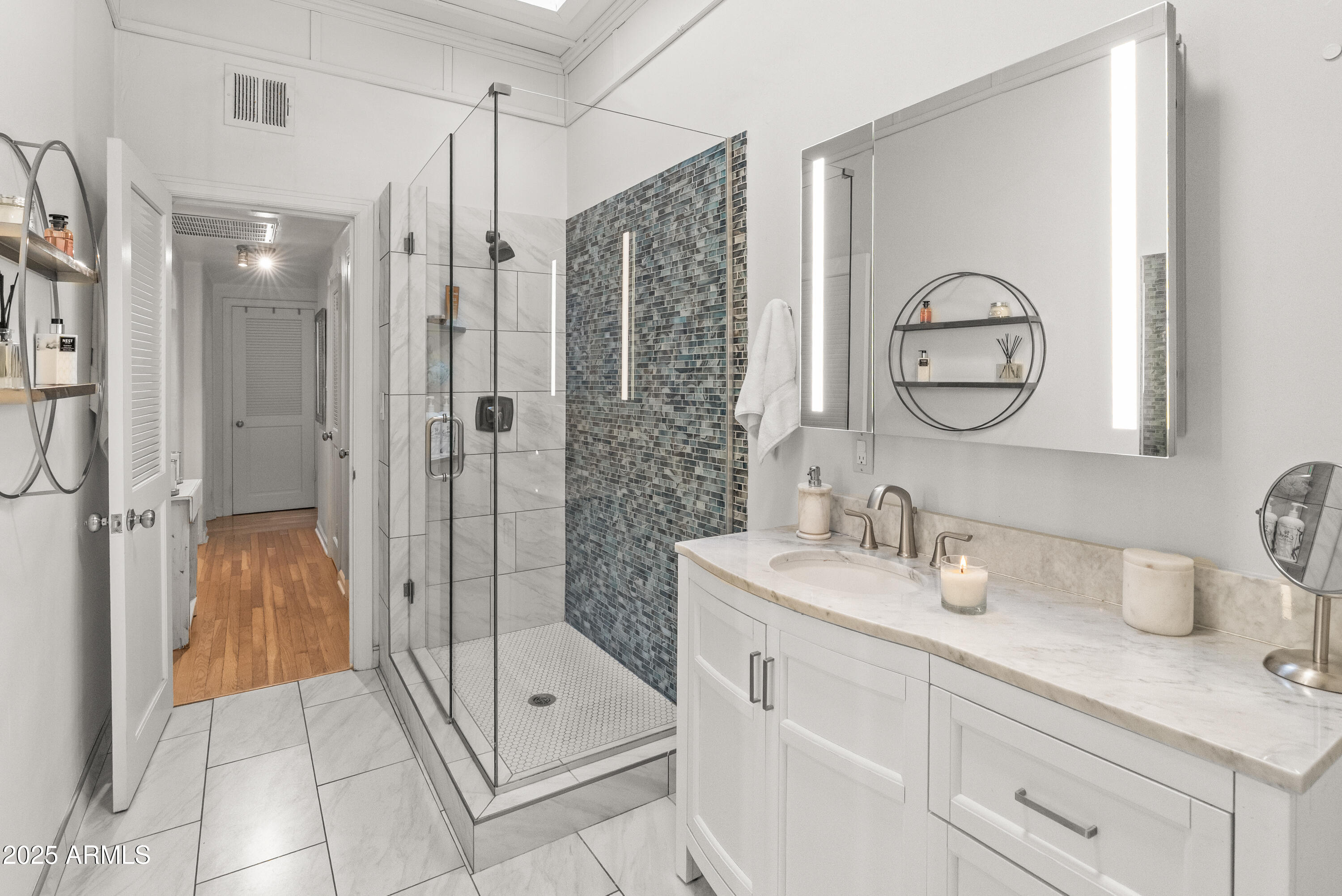 4540 North 44th Street, Unit 2 Phoenix, AZ 85018 - Photo 16 of 24 4540 N 44th St Unit 2-22