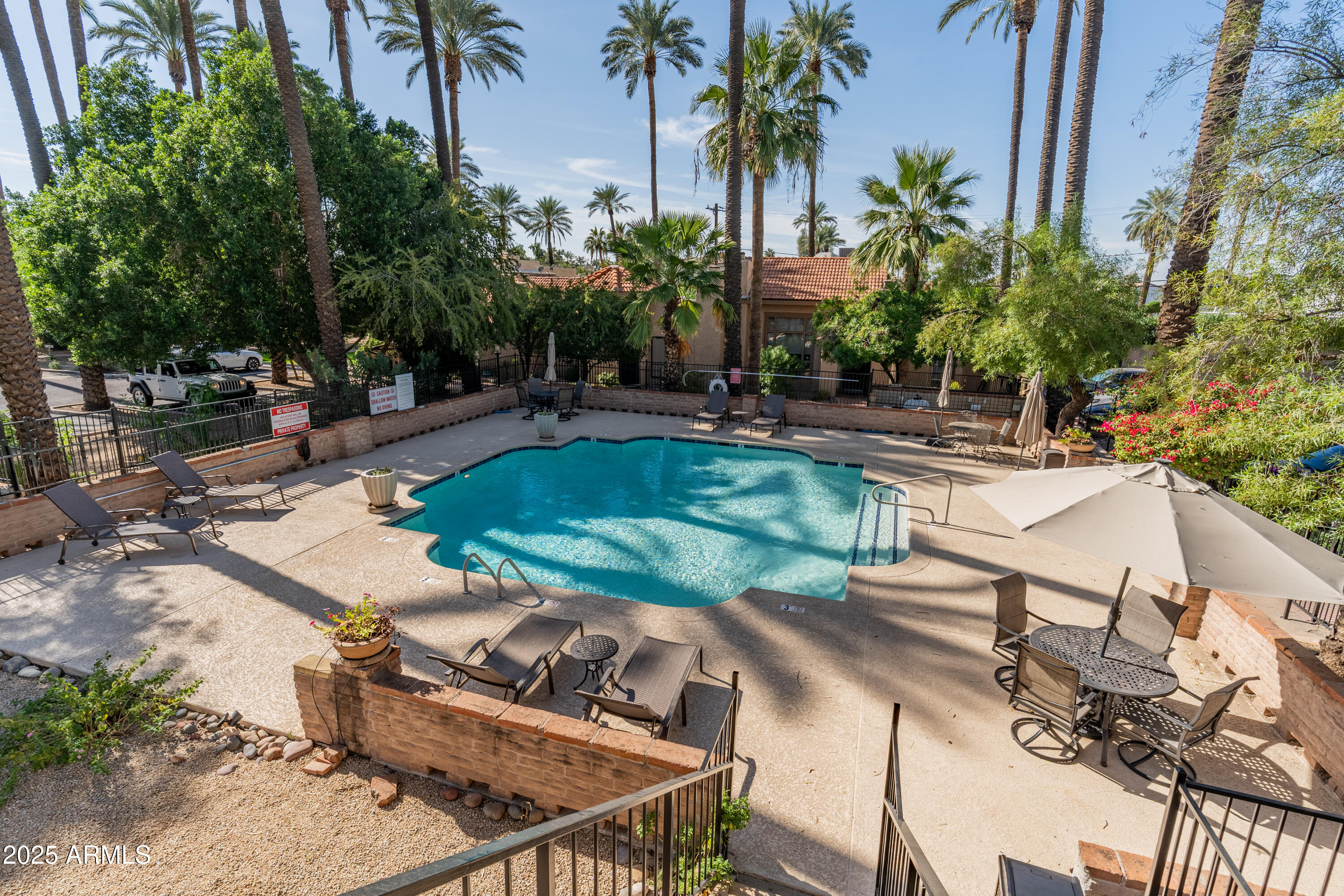 4540 North 44th Street, Unit 2 Phoenix, AZ 85018 - Photo 20 of 24 4540 N 44th St Unit 2-33