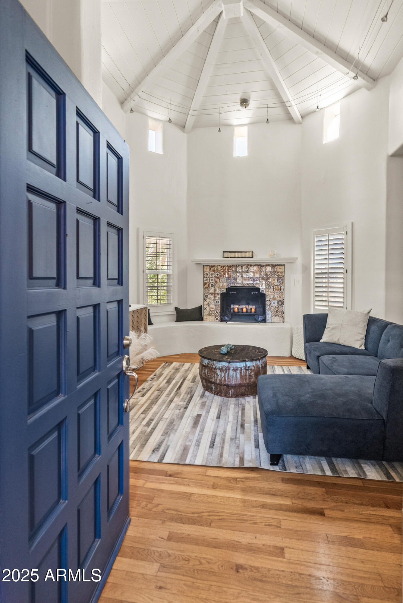 4540 North 44th Street, Unit 2 Phoenix, AZ 85018 - Photo 4 of 24 4540 N 44th St Unit 2-4