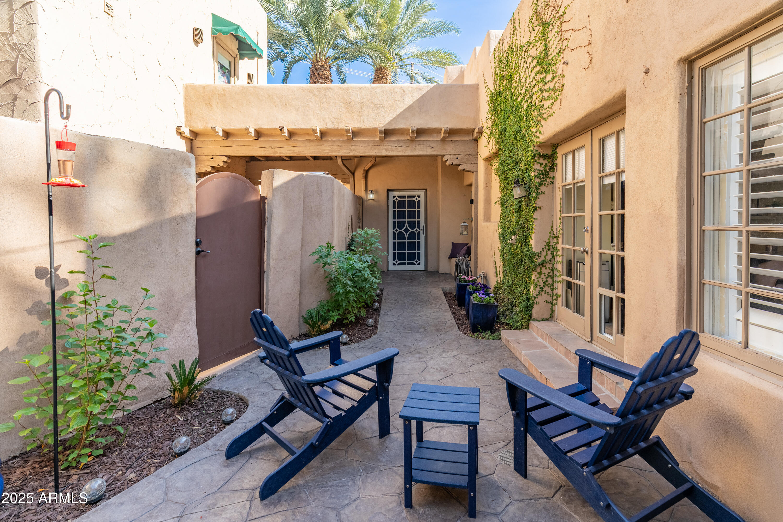 4540 North 44th Street, Unit 2 Phoenix, AZ 85018 - Photo 5 of 24 4540 N 44th St Unit 2-26