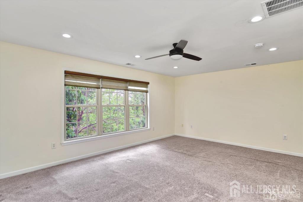 248 River Road Piscataway, NJ 08854 - Photo 12 of 17