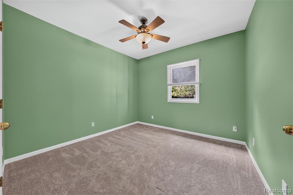 5370 Whipple Lake Road Clarkston, MI 48348 - Photo 21 of 51