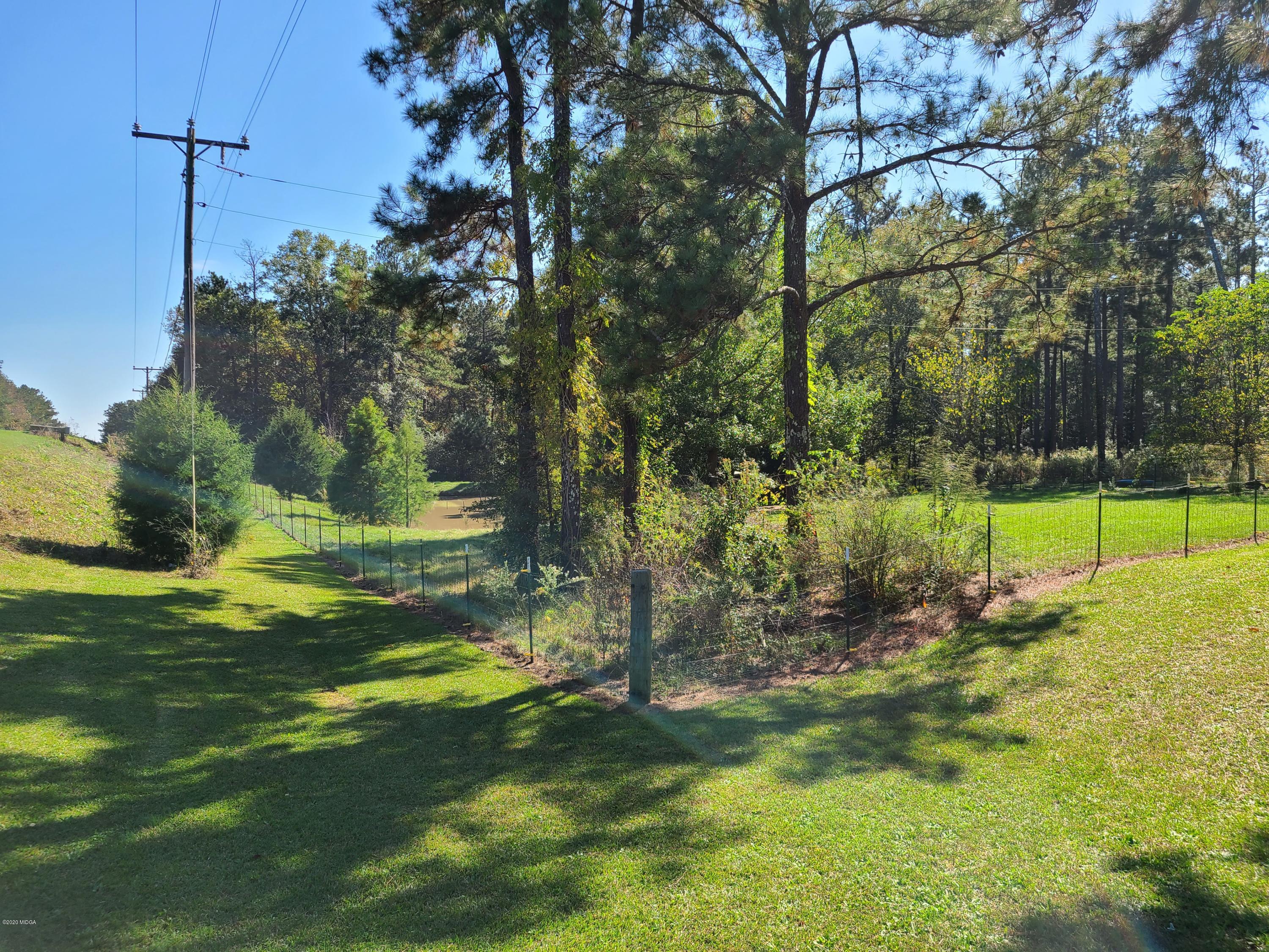 1172 Cumslo Road Macon, GA 31211 - Photo 12 of 33 a view of a park