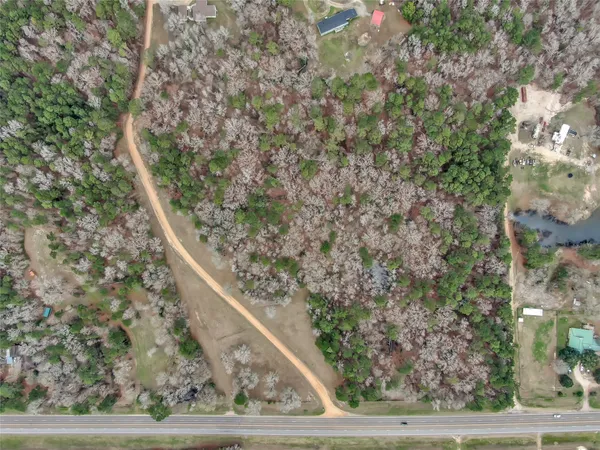 $274,900 | 190 Hwy Point, Point Blank, TX 77364