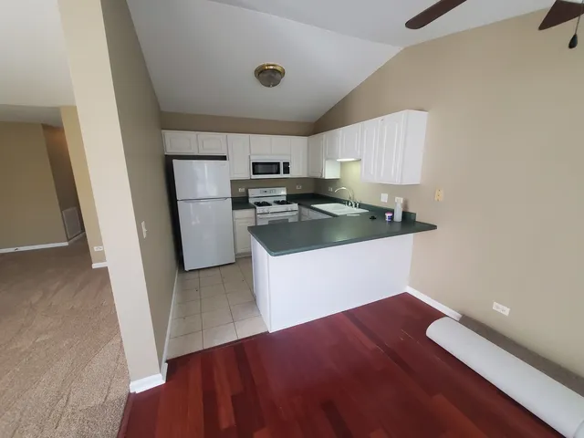 $192,500 | 1037 North Village Drive, Unit 3, Round Lake Beach, IL 60073