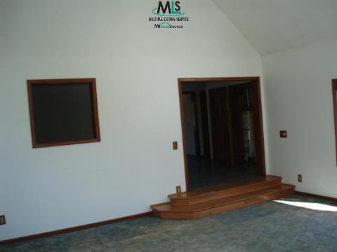 8882 Folkert Road Algonac, MI 48001 - Photo 10 of 12 475434-9.JPG