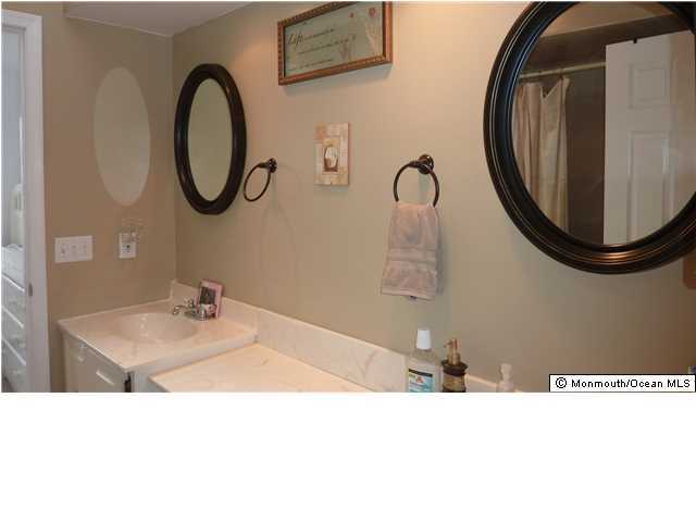 1003 Maplecrest Road Edison, NJ 08820 - Photo 9 of 12 Additional Photo