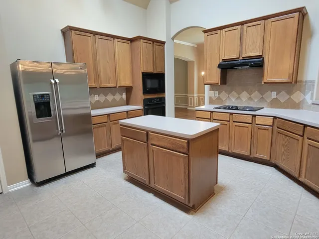 $2,850 | 2524 Melville Lane, Schertz, TX 78154