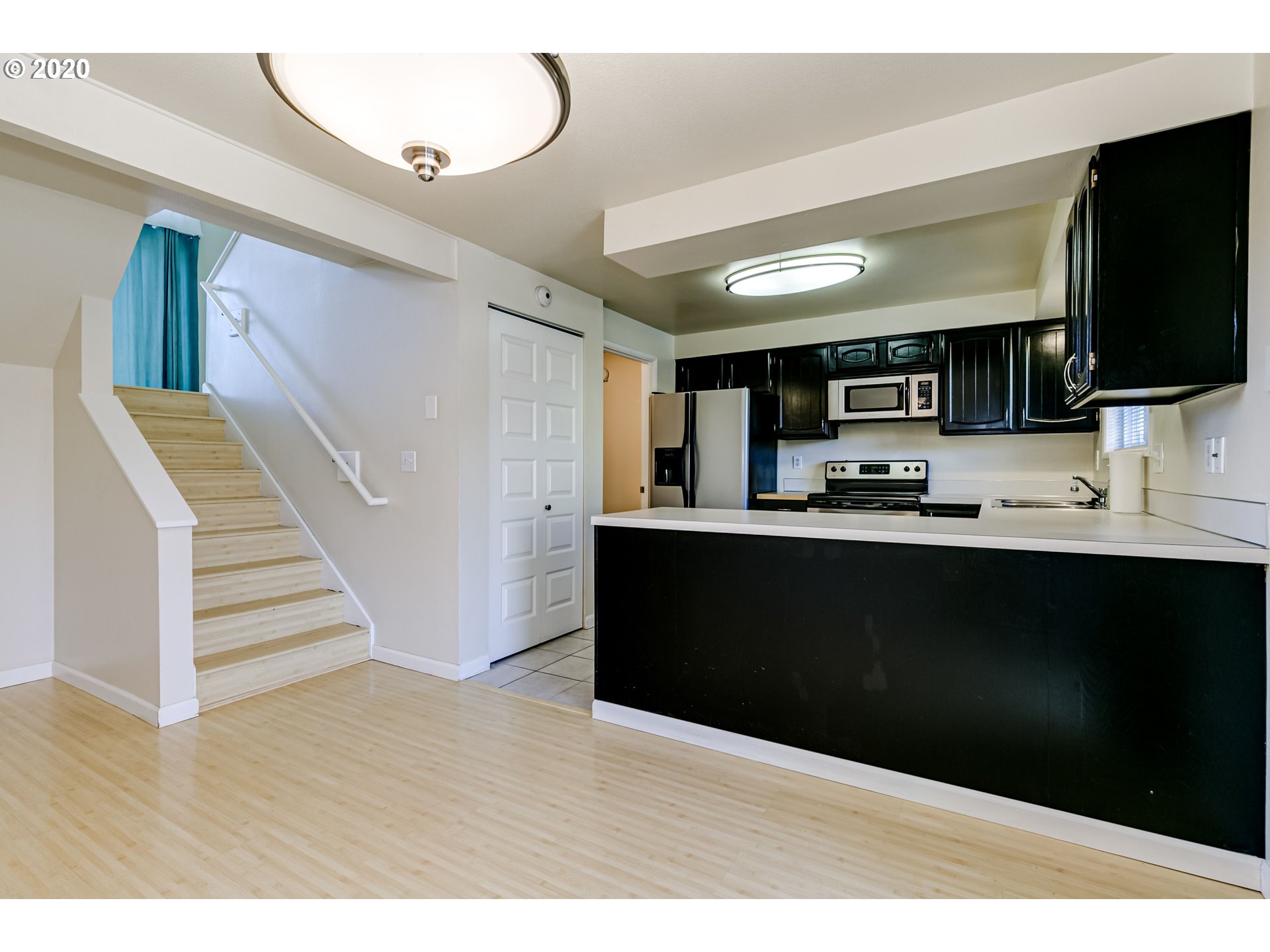 325 Country Club Road Eugene, OR 97401 - Photo 12 of 31 Gallery Image 12