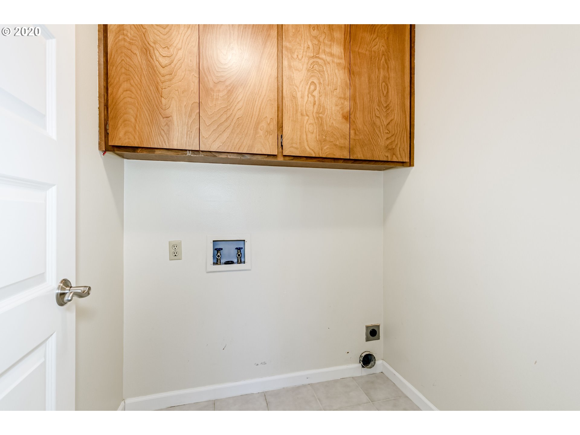 325 Country Club Road Eugene, OR 97401 - Photo 13 of 31 Gallery Image 13