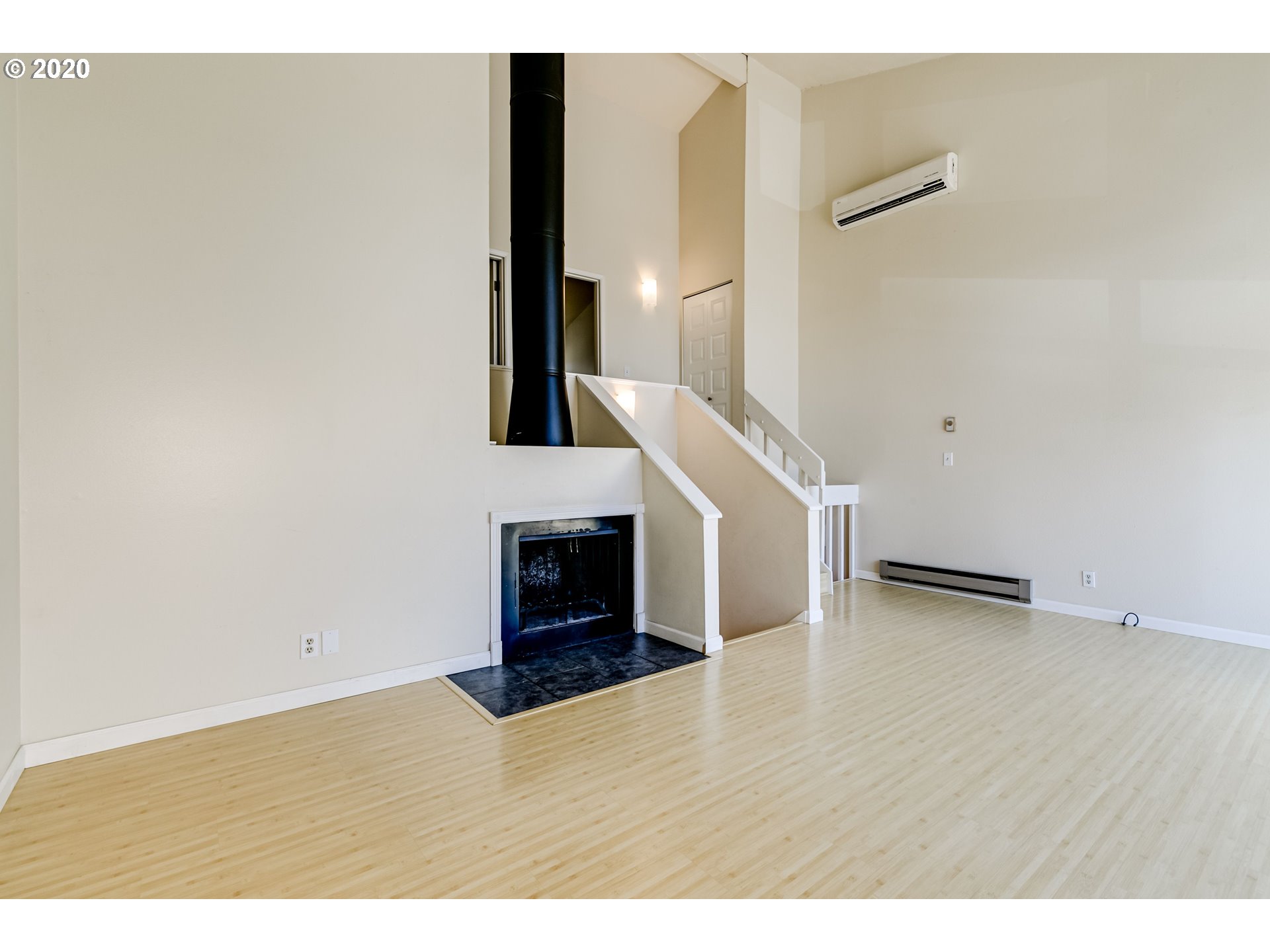325 Country Club Road Eugene, OR 97401 - Photo 16 of 31 Gallery Image 16