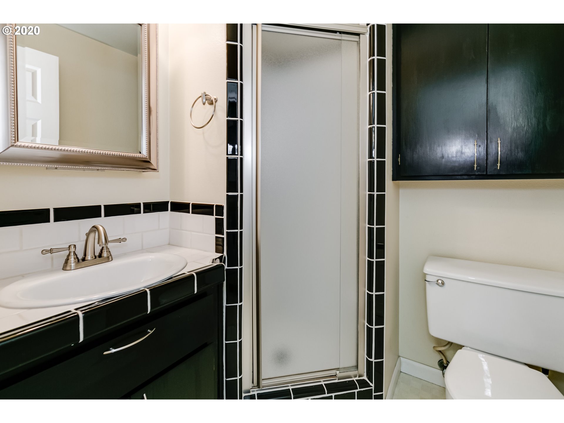 325 Country Club Road Eugene, OR 97401 - Photo 21 of 31 Gallery Image 21