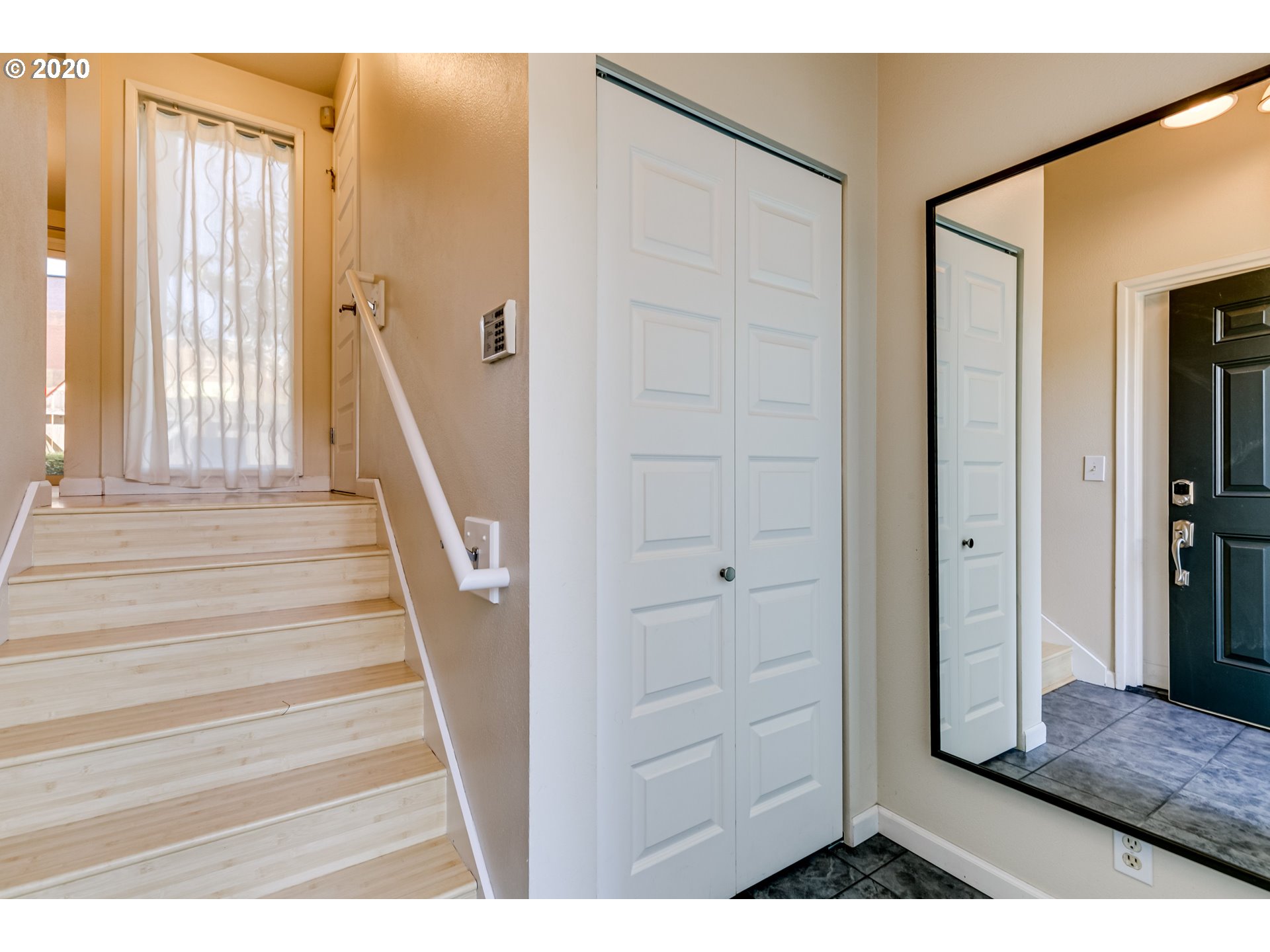 325 Country Club Road Eugene, OR 97401 - Photo 4 of 31 Gallery Image 4