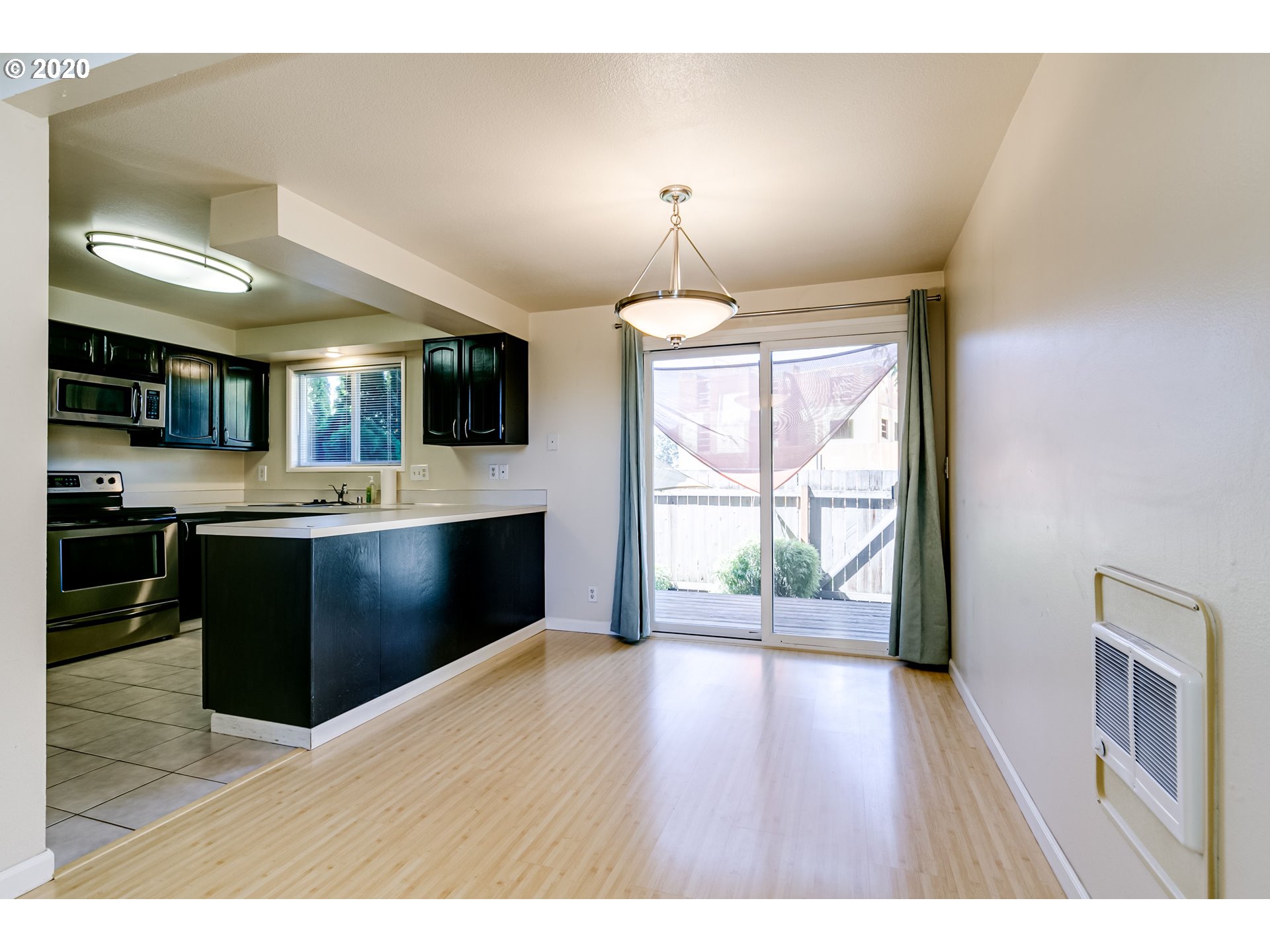 325 Country Club Road Eugene, OR 97401 - Photo 8 of 31 Gallery Image 8