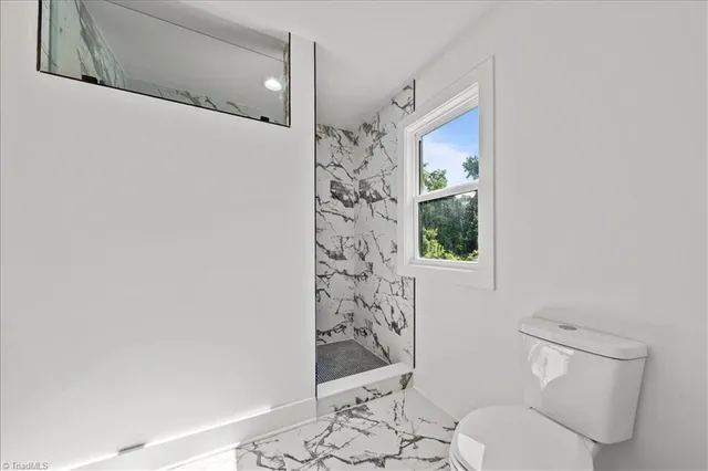 $260,000 | 212 South Carter Street, Liberty, NC 27298