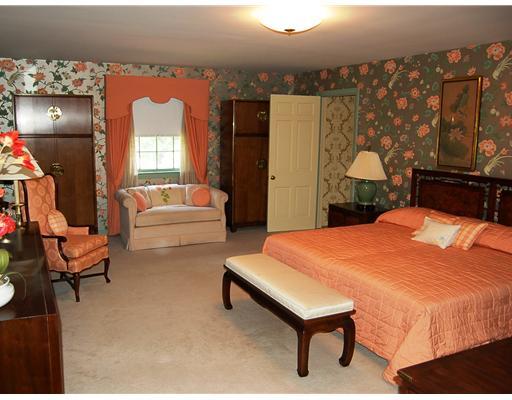 797 Elm Spring Road Mt. Lebanon, PA 15243 - Photo 11 of 18 Master Bedroom.