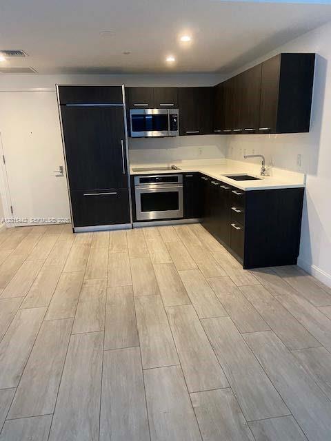 45 Southwest 9th Street, Unit 1007 Miami, FL 33130 - Photo 14 of 63