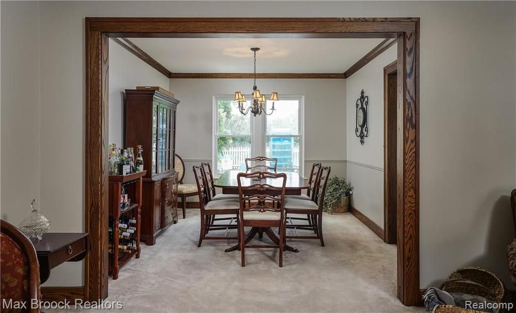 36186 Fredericksburg Road Farmington Hills, MI 48331 - Photo 6 of 38