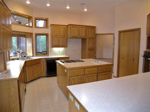 3929 West Center Lane Spokane, WA 99208 - Photo 4 of 9 Gallery Image 4