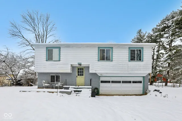 $275,000 | 5127 North 500 West, Fairland, IN 46126