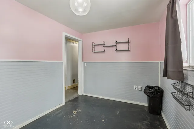 $275,000 | 5127 North 500 West, Fairland, IN 46126