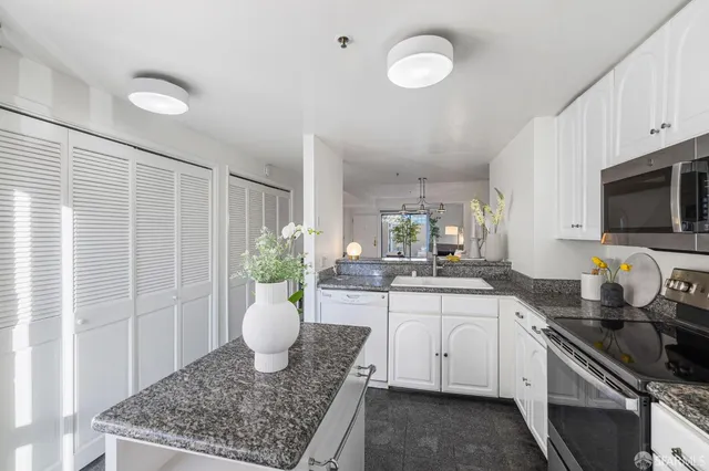 $660,000 | 601 Van Ness Avenue, Unit 39, San Francisco, CA 94102