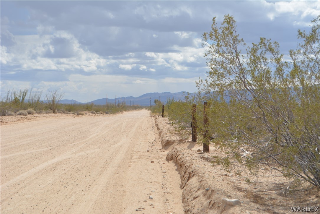 A4 South Carmen Road Yucca, AZ 86438 - Photo 22 of 23 Gallery Image 22