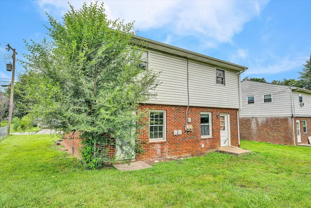 $209,950 | 713 Bibb Street Northeast, Roanoke, VA 24012