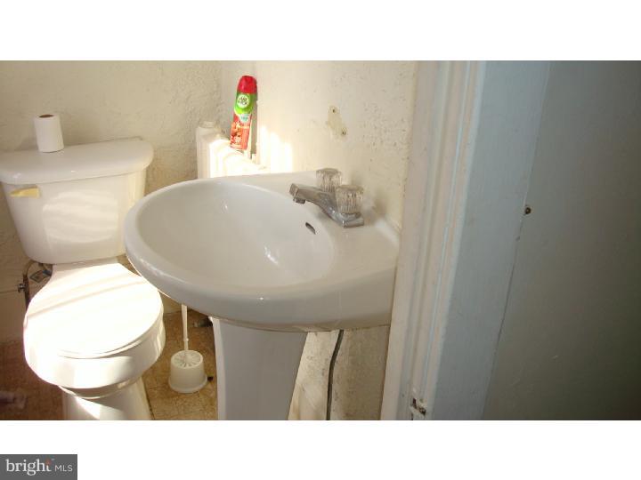 828 North 11th Street Reading, PA 19604 - Photo 11 of 18