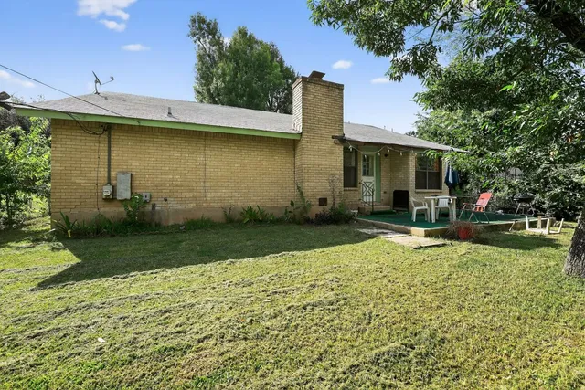 $199,000 | 324 McClendon Drive, Elgin, TX 78621