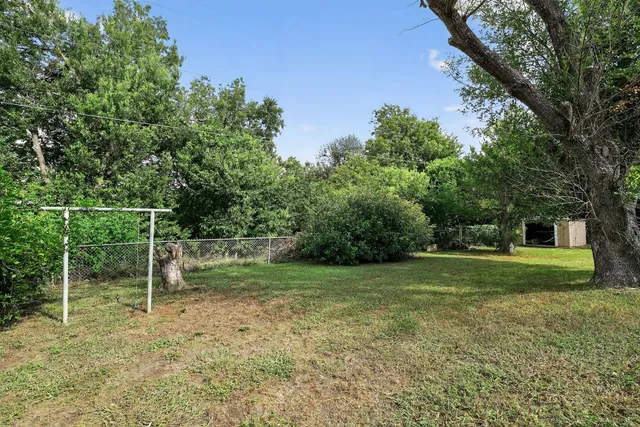 $199,000 | 324 McClendon Drive, Elgin, TX 78621