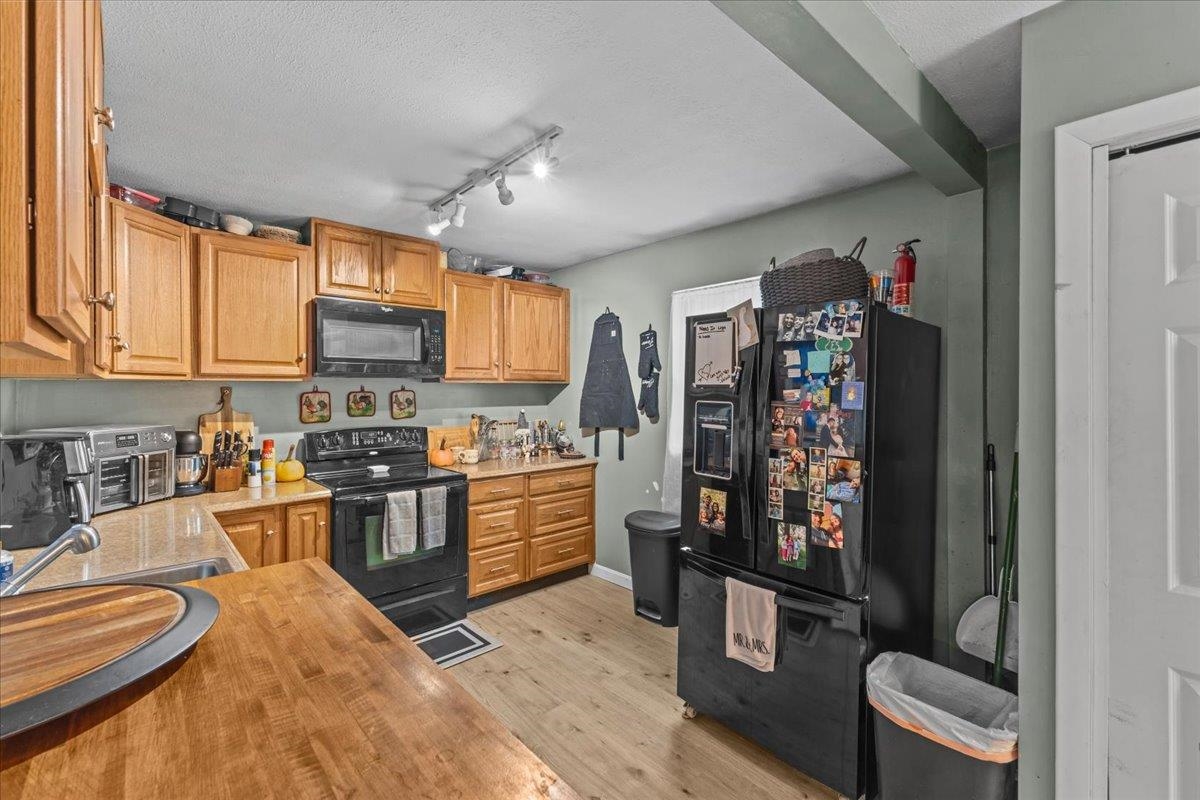 98-100 Ritchie Avenue Milton, VT 05468 - Photo 6 of 40 Gallery Image 6