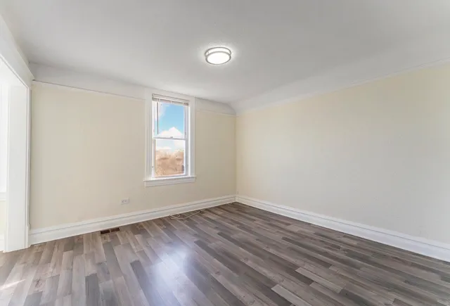 $249,900 | 644 South McAlister Avenue, Waukegan, IL 60085