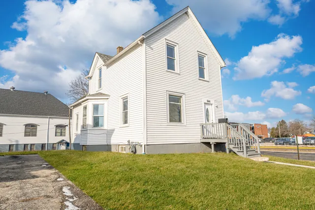 $249,900 | 644 South McAlister Avenue, Waukegan, IL 60085