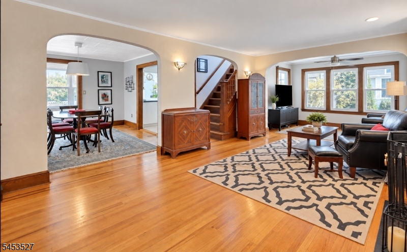 17 Ferncliff Road Bloomfield, NJ 07003 - Photo 6 of 32 Gallery Image 6
