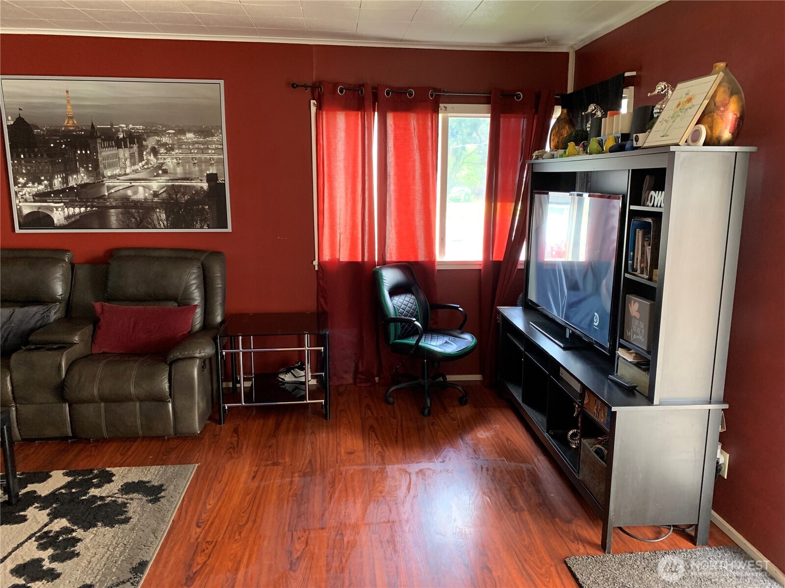 632 Index Avenue Northeast Renton, WA 98056 - Photo 4 of 13 a living room with furniture and a fireplace