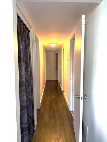 $198,500 | 1704 East Meyers Avenue, Hazel Park, MI 48030