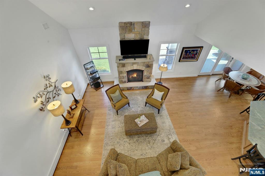 23 Hollybrook Road Paramus, NJ 07652 - Photo 37 of 50 Gallery Image 37