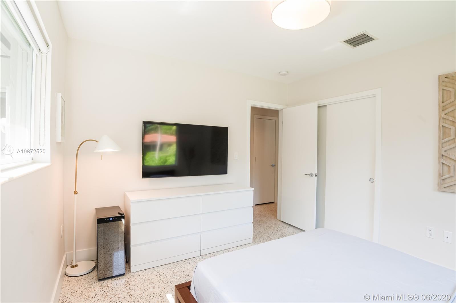 5710 South Le Jeune Road Coral Gables, FL 33146 - Photo 20 of 22